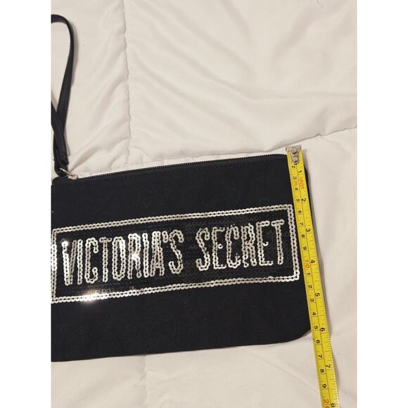 Victoria's Secret Limited Edition Black Sequin Wristlet Cosmetic Makeup Bag Y2k - Picture 3 of 4